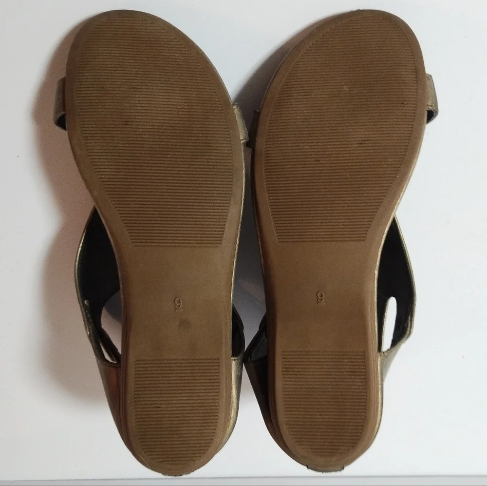 Corkys Amelia Gladiator Brushed Gold Bronze Open Toe Sandals Zip Back Size 9